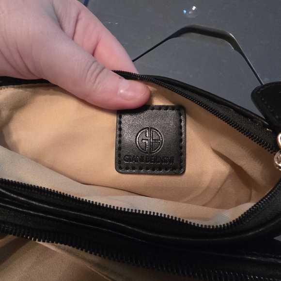 Giani Bernini Black and Brown Croc-Embossed Crossbody Bag - Picture 7 of 7